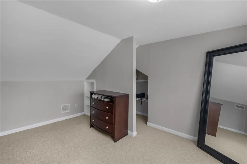 143 Endicott Drive Warwick RI 02886