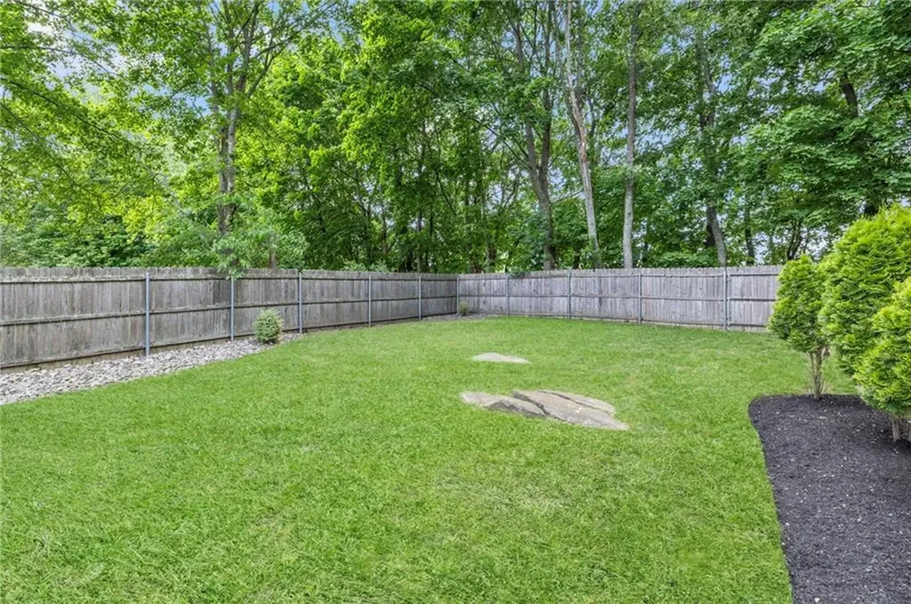 143 Endicott Drive Warwick RI 02886
