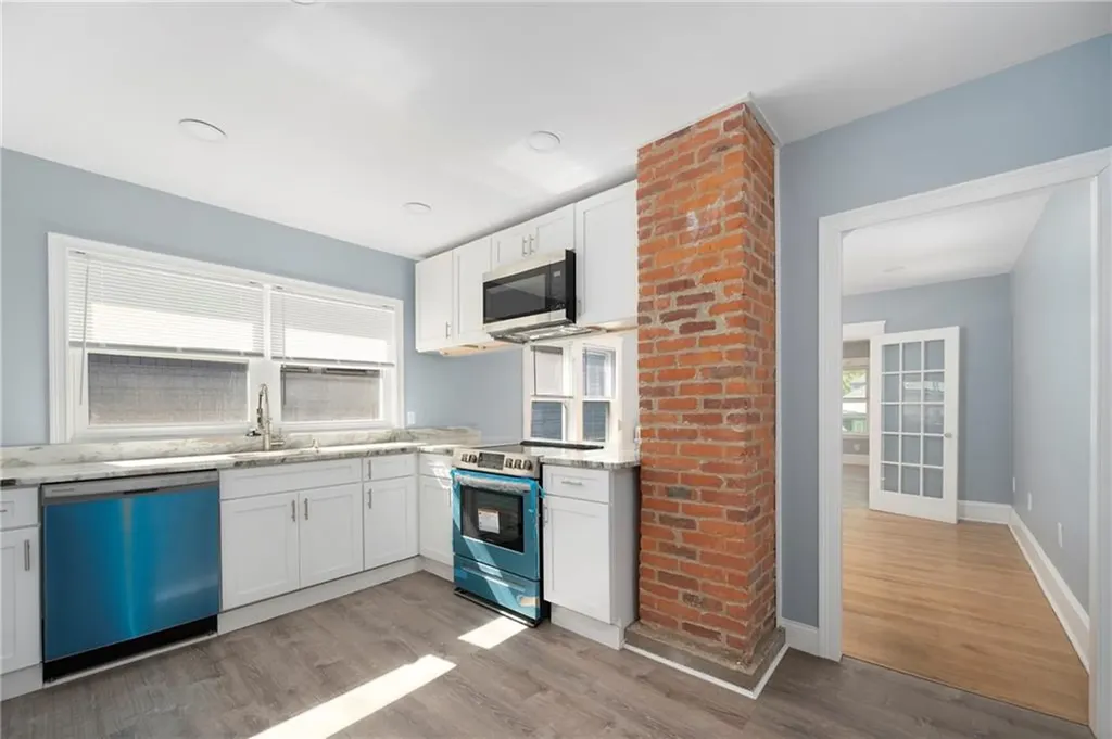 97 11th Street Providence RI 02906