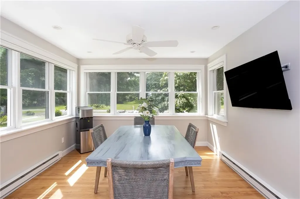 74 Therien Road Portsmouth RI 02871