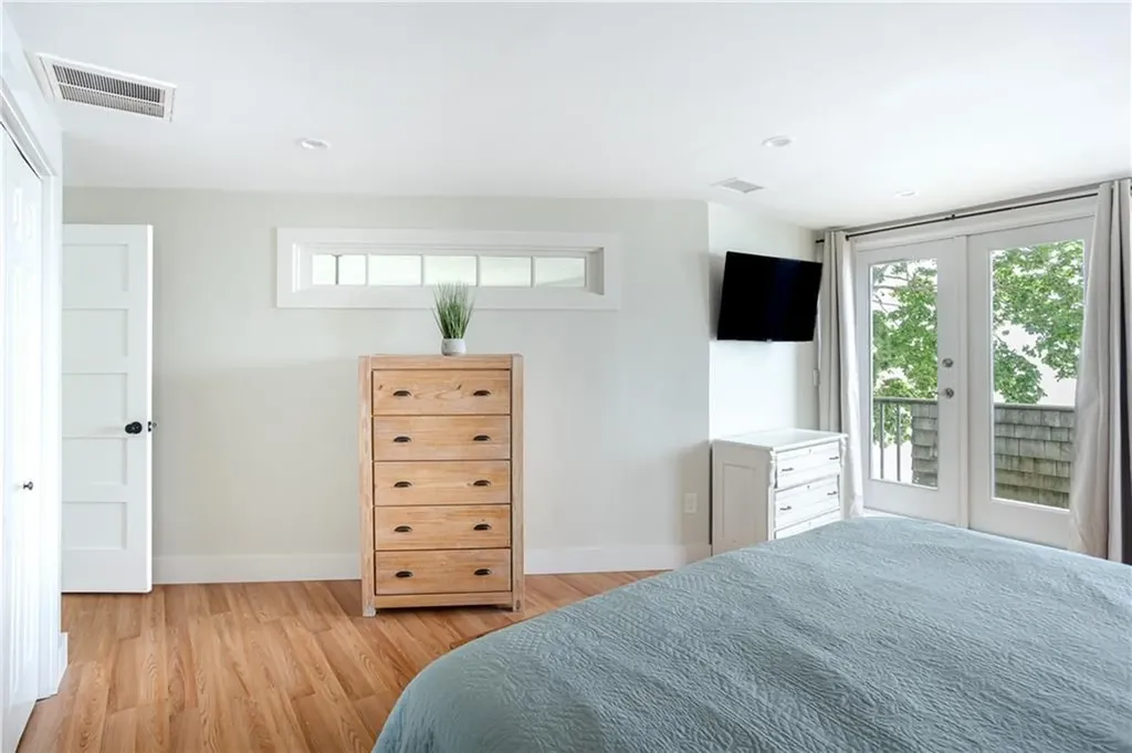 74 Therien Road Portsmouth RI 02871