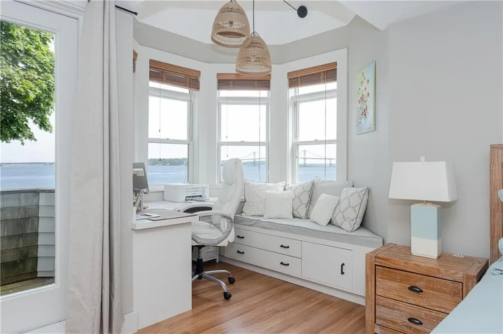 74 Therien Road Portsmouth RI 02871