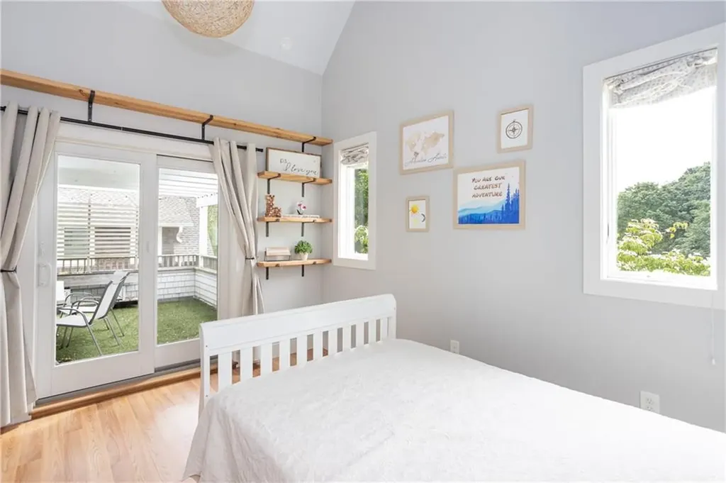 74 Therien Road Portsmouth RI 02871