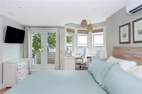 74 Therien Road Portsmouth RI 02871