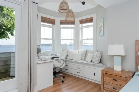 74 Therien Road Portsmouth RI 02871