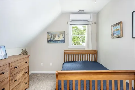74 Therien Road Portsmouth RI 02871