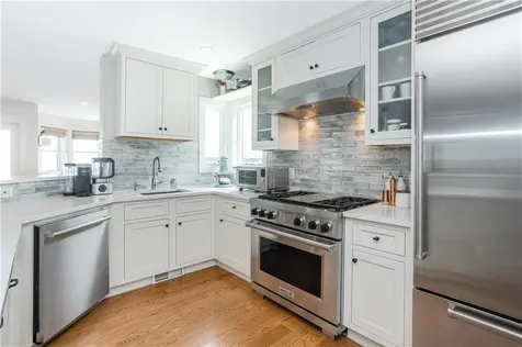 74 Therien Road Portsmouth RI 02871