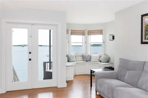 74 Therien Road Portsmouth RI 02871