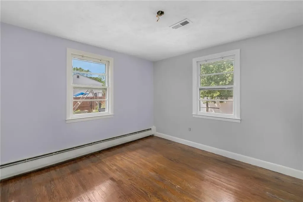 145 Crane Street Warwick RI 02889