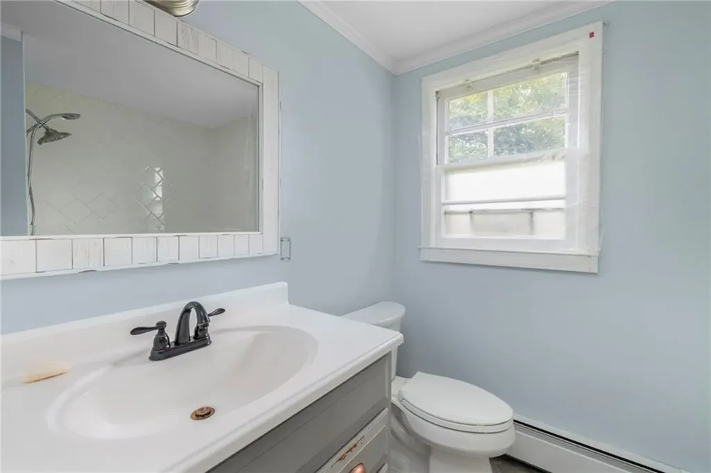 145 Crane Street Warwick RI 02889