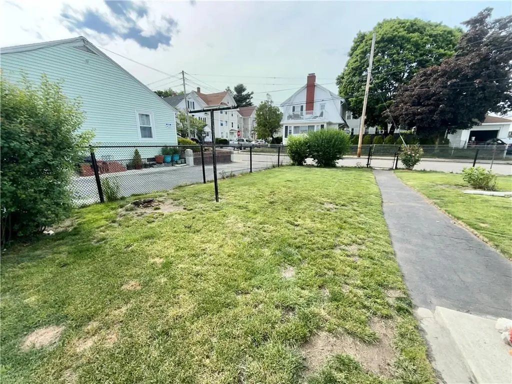 3 Clover Street Pawtucket RI 02860