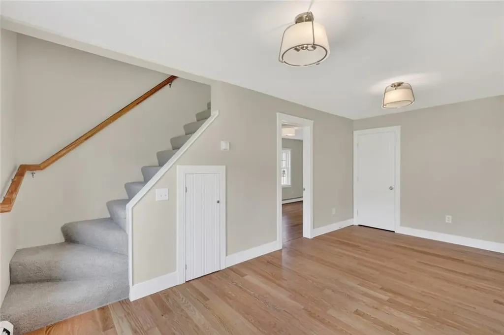 52 Pleasant View Road Warwick RI 02888