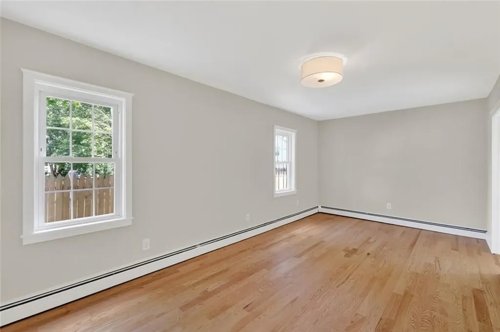 52 Pleasant View Road Warwick RI 02888