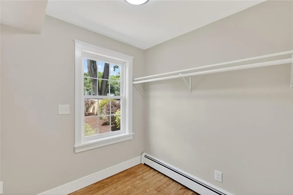 52 Pleasant View Road Warwick RI 02888