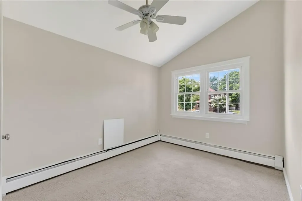 52 Pleasant View Road Warwick RI 02888