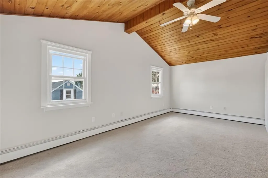 52 Pleasant View Road Warwick RI 02888