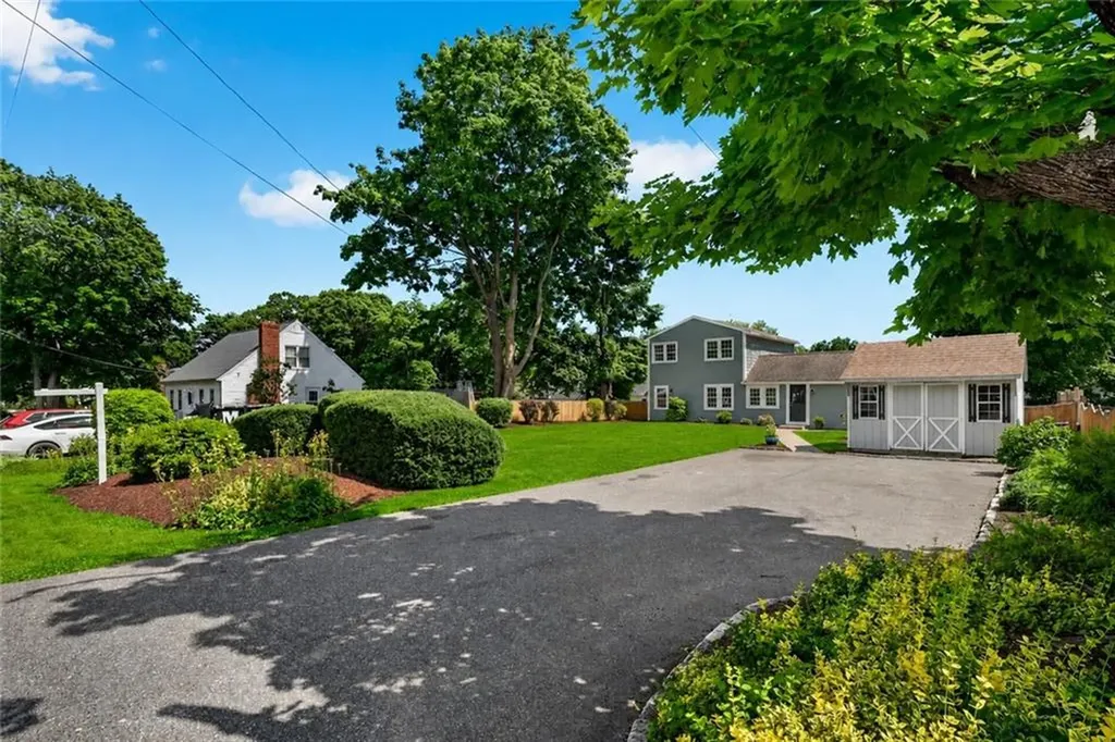 52 Pleasant View Road Warwick RI 02888