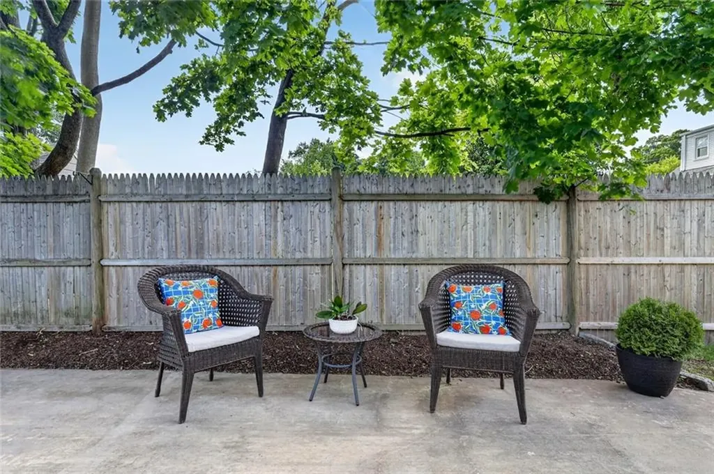 52 Pleasant View Road Warwick RI 02888