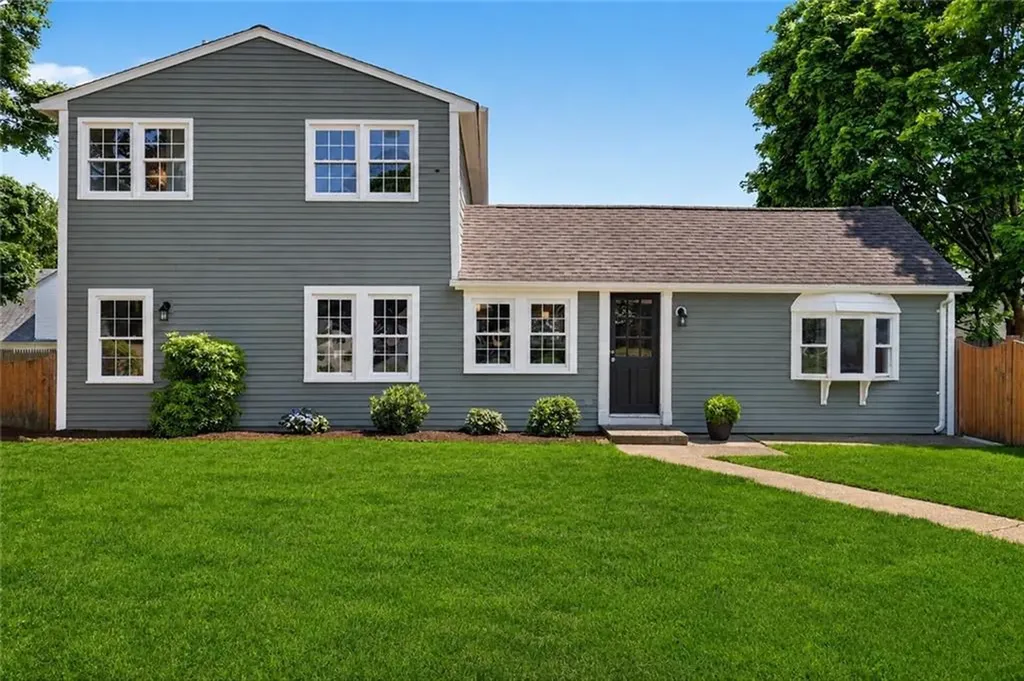 52 Pleasant View Road Warwick RI 02888