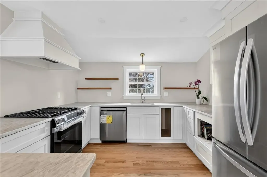 52 Pleasant View Road Warwick RI 02888