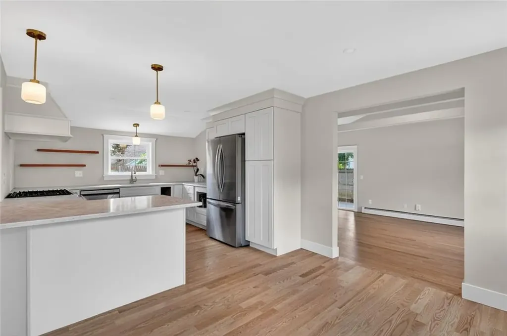 52 Pleasant View Road Warwick RI 02888