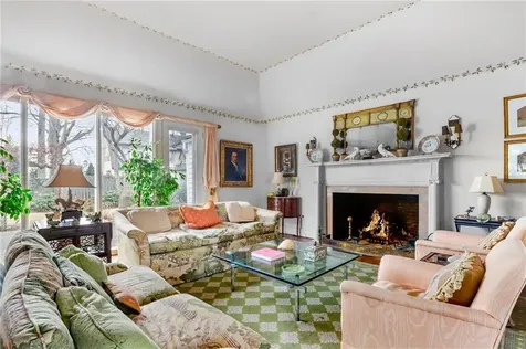 18 Ledge Road Newport RI 02840