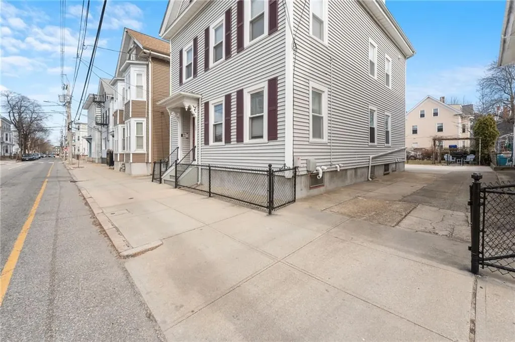 130 Sutton Street Providence RI 02903