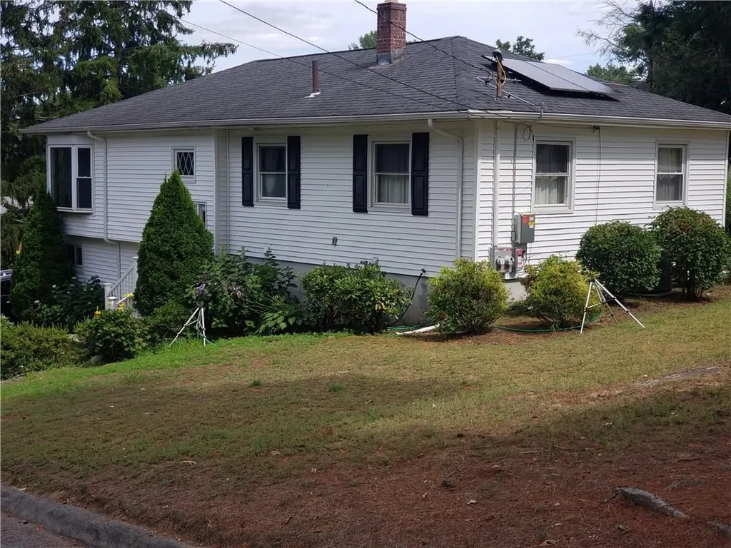 83 Valente Drive Cranston RI 02920