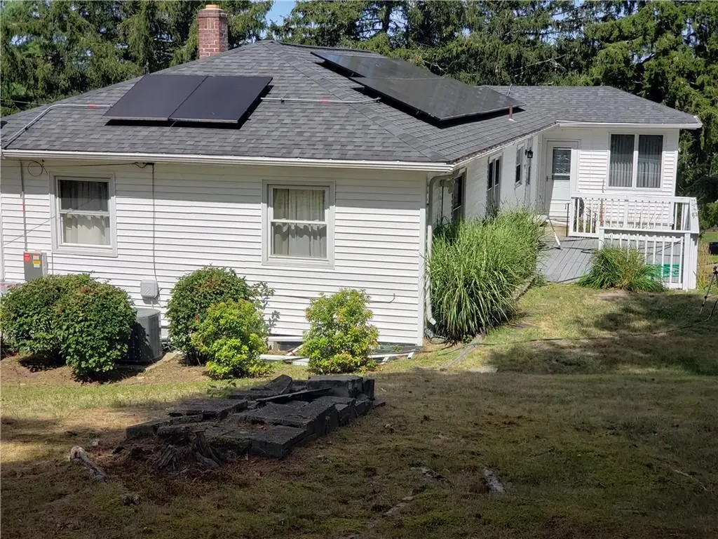 83 Valente Drive Cranston RI 02920