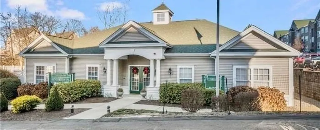 88 Mill Street Woonsocket RI 02895