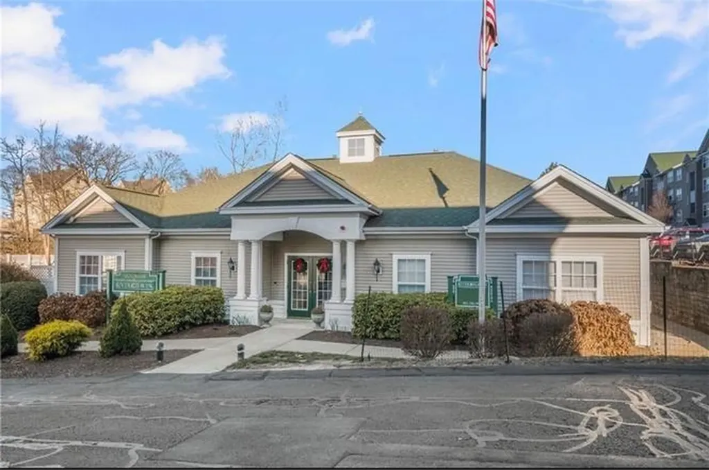 88 Mill Street Woonsocket RI 02895