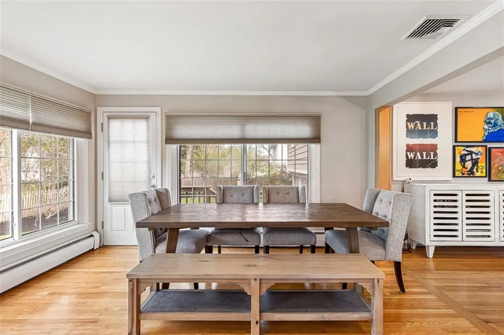 7 Meadowbrook Drive Barrington RI 02806