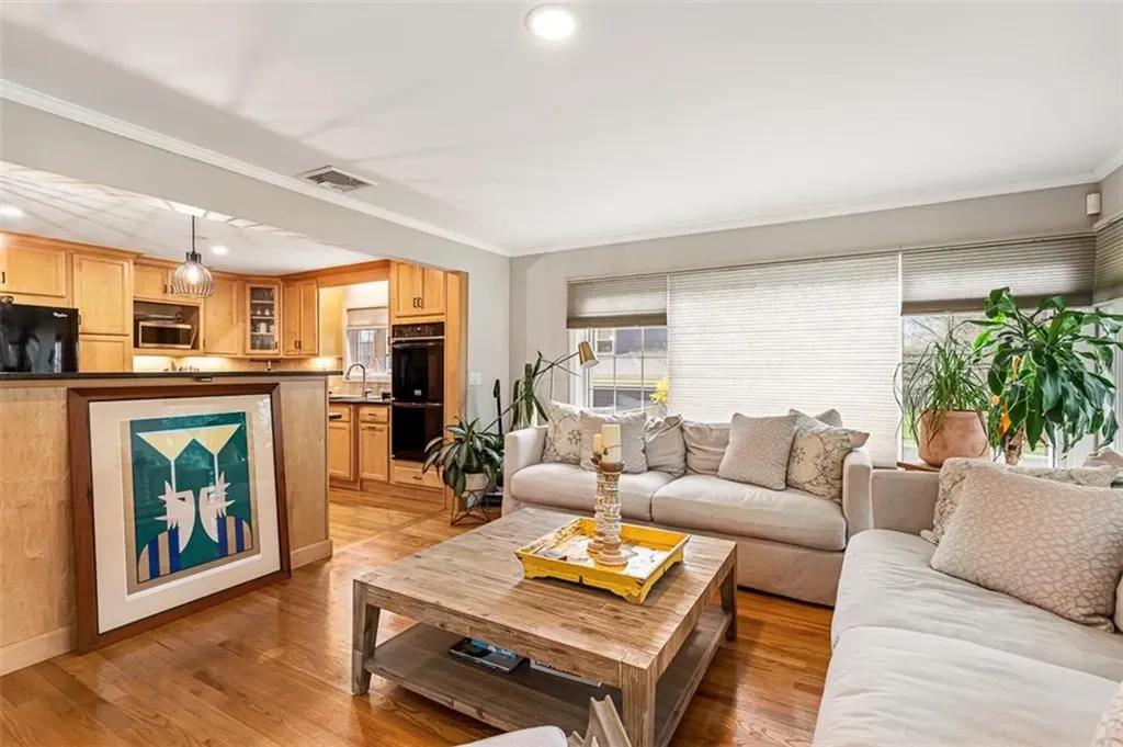7 Meadowbrook Drive Barrington RI 02806