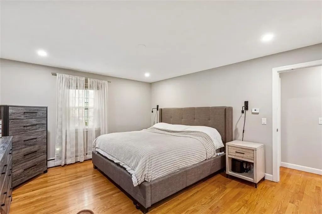 7 Meadowbrook Drive Barrington RI 02806