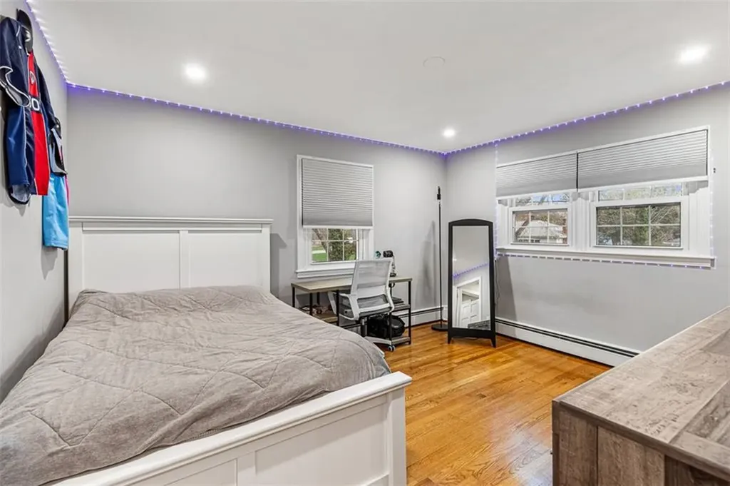 7 Meadowbrook Drive Barrington RI 02806