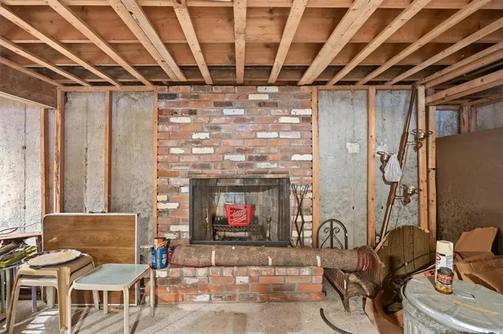 10 Lincoln Avenue Warren RI 02885