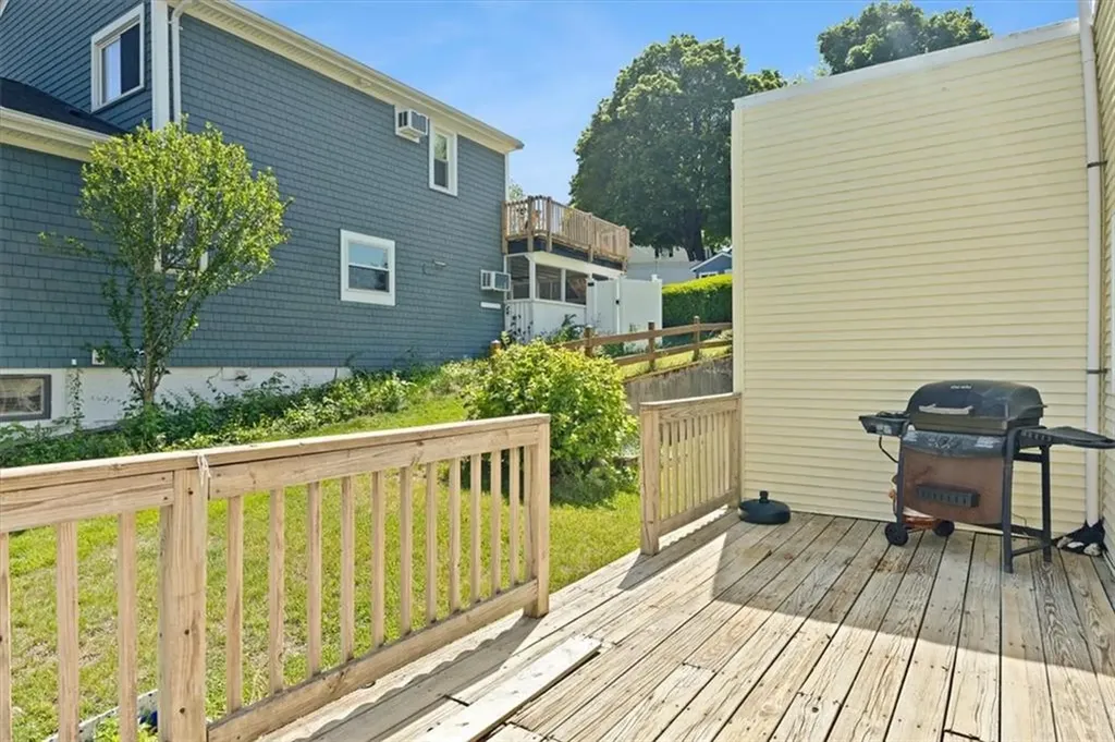 10 Lincoln Avenue Warren RI 02885