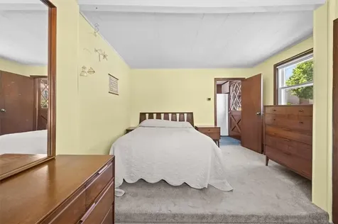 10 Lincoln Avenue Warren RI 02885