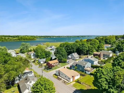 10 Lincoln Avenue Warren RI 02885