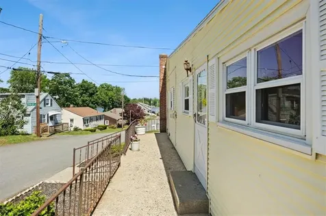10 Lincoln Avenue Warren RI 02885