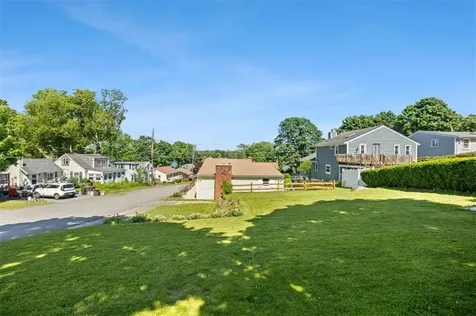 10 Lincoln Avenue Warren RI 02885