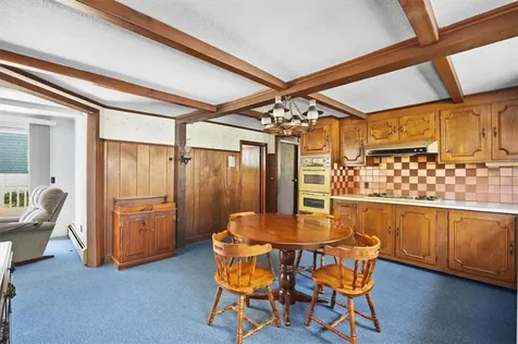 10 Lincoln Avenue Warren RI 02885