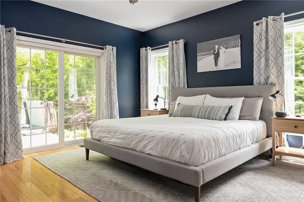 23 Crest Circle Smithfield RI 02917