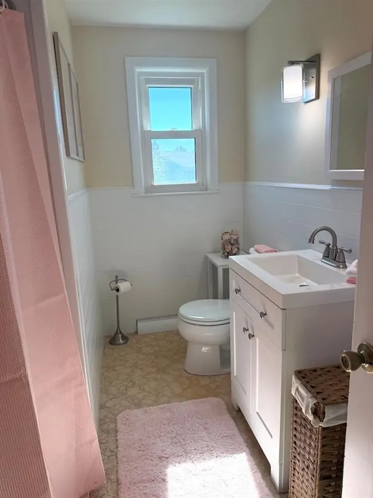 15 Casey Drive Middletown RI 02842