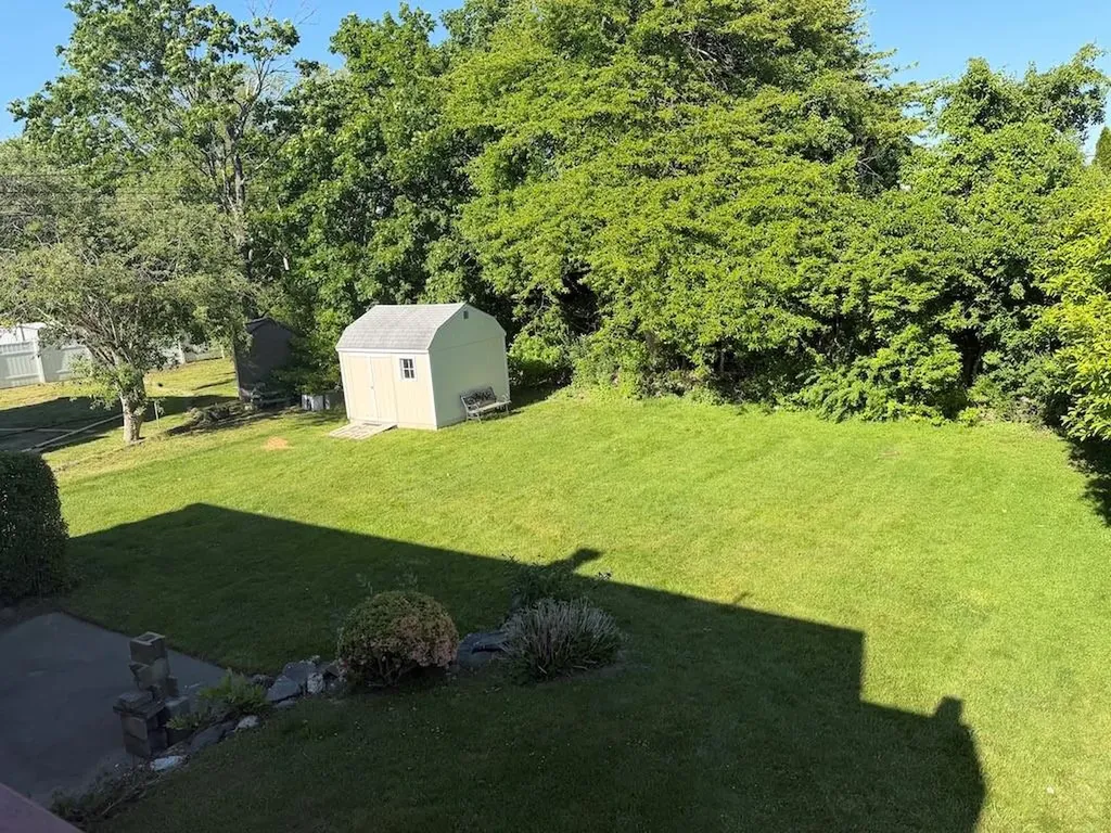 15 Casey Drive Middletown RI 02842