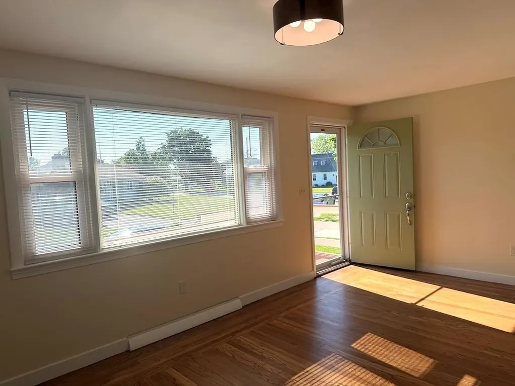 15 Casey Drive Middletown RI 02842