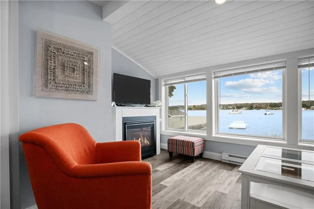 67 Cedar Avenue Portsmouth RI 02871