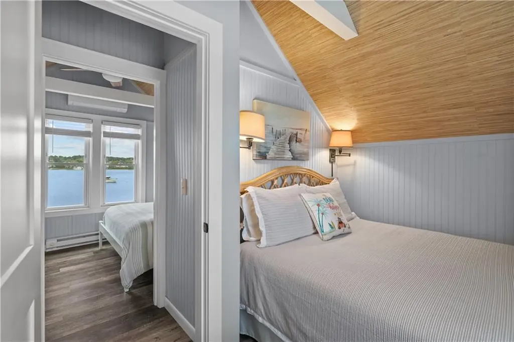 67 Cedar Avenue Portsmouth RI 02871