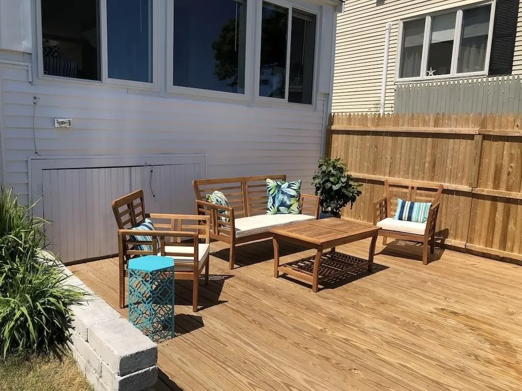 67 Cedar Avenue Portsmouth RI 02871