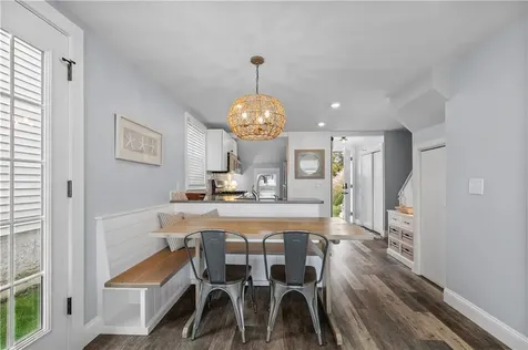 67 Cedar Avenue Portsmouth RI 02871